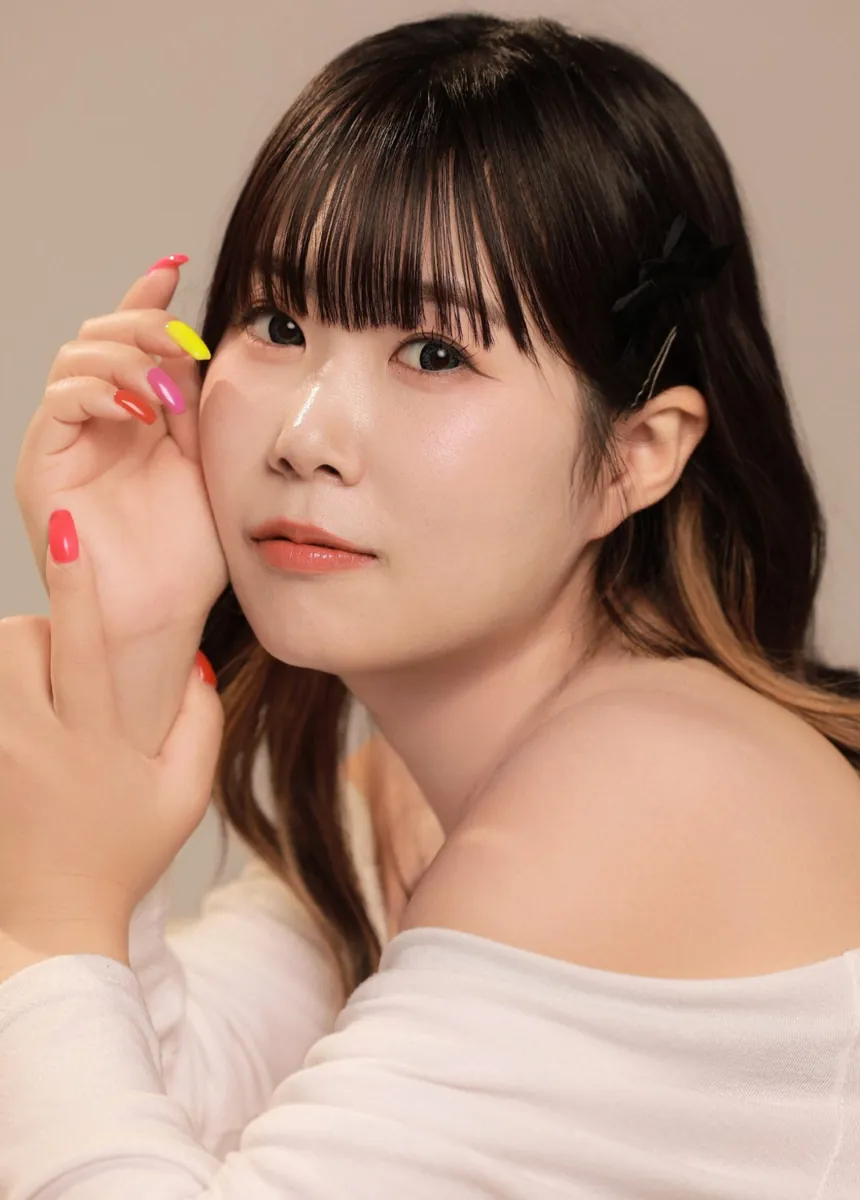 TWIN PLANET公式プロフィールの尼崎のなつみかん本人写真